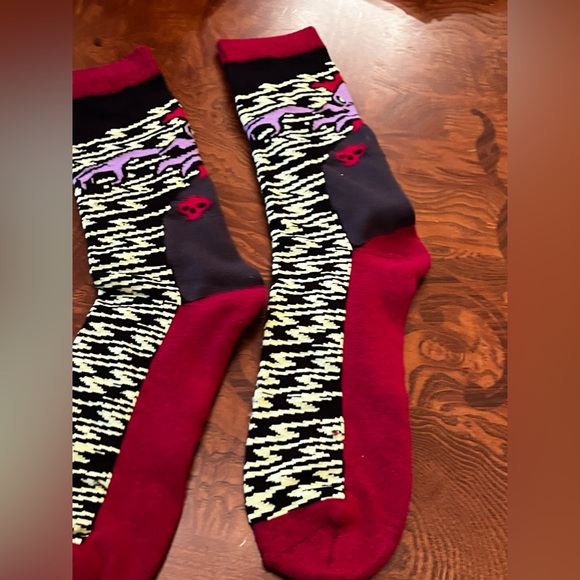 Dungeon and Dragons socks! New osfm mens. - Picture 5 of 8